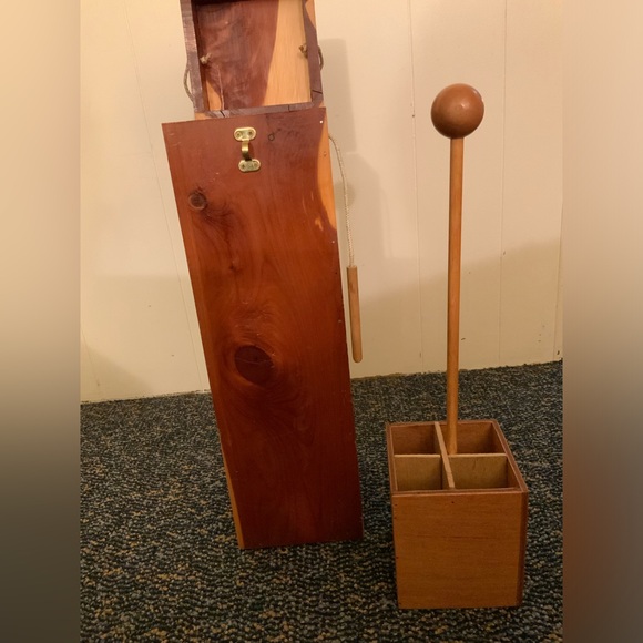 CEDAR STORAGE BOX BY GEE-AR-DEE ENTERPRISE - Picture 7 of 14